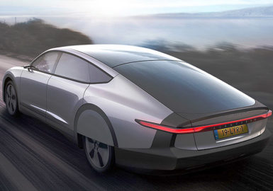 Lightyear One : voiture solaire ?